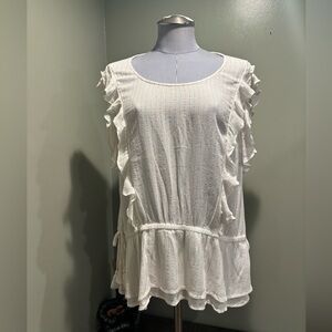 NWOT Ladies Style & Co. White Blouse With Rose Gold Stripes. Size Large